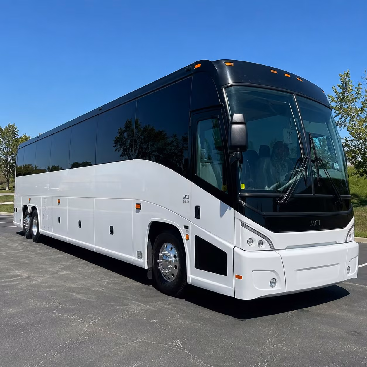 coachbussantaclara com will help corporate groups in santa clara get to the airport on time every time